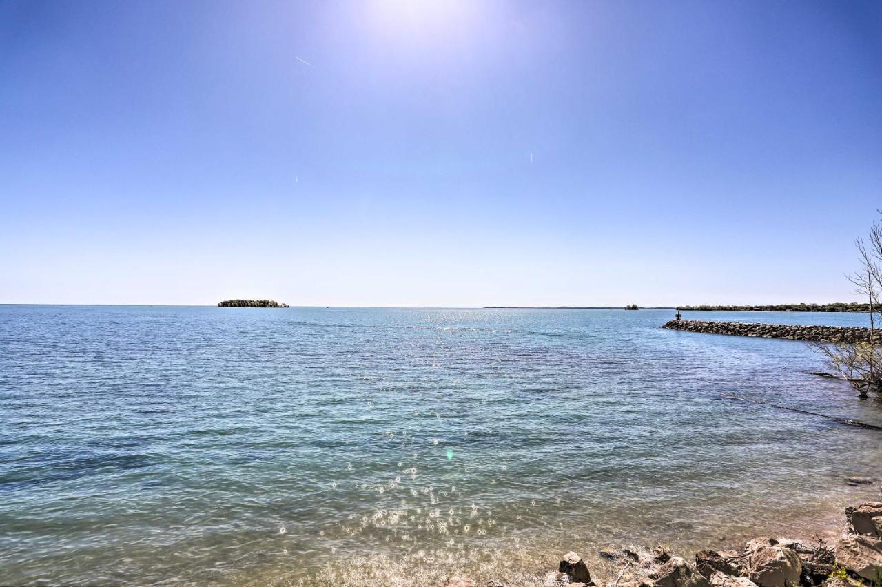 Cozy Middle Bass Island Getaway On Lake Eerie! Put-in-Bay Exterior photo
